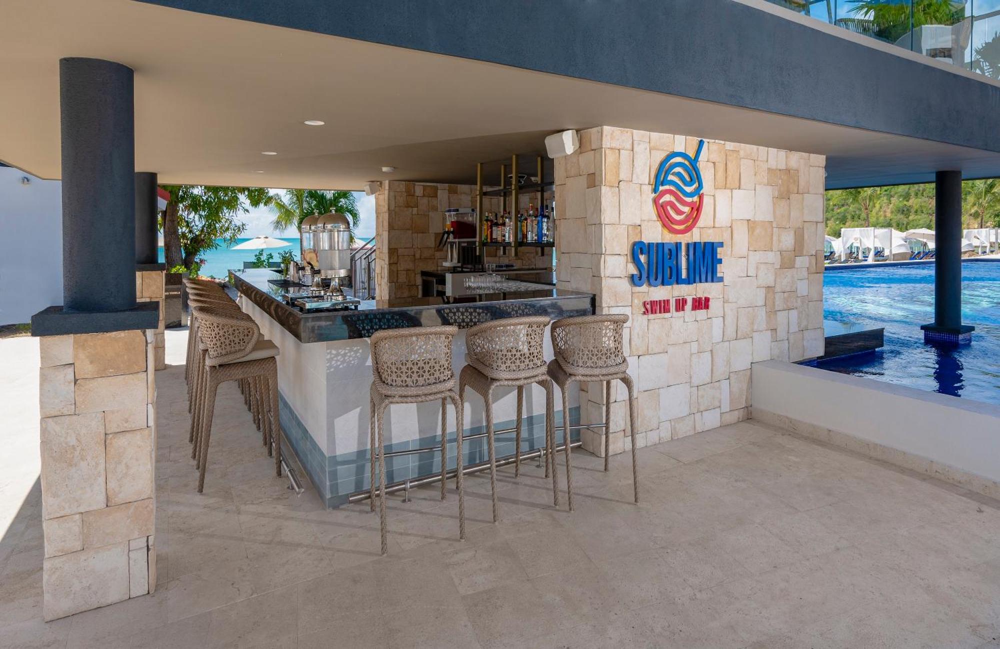 Royalton Chic Antigua, An Autograph Collection All-Inclusive Resort - Adults Only St. John's ภายนอก รูปภาพ