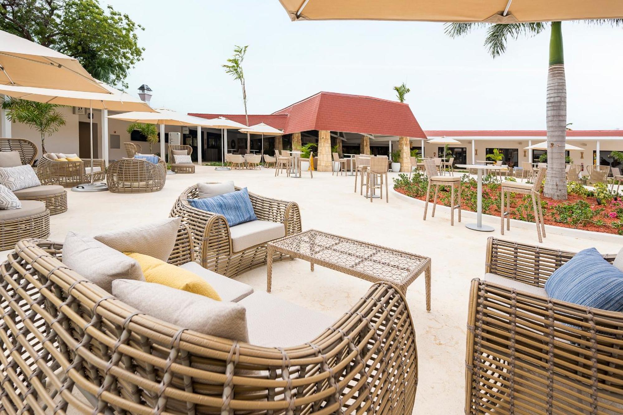 Royalton Chic Antigua, An Autograph Collection All-Inclusive Resort - Adults Only St. John's ภายนอก รูปภาพ