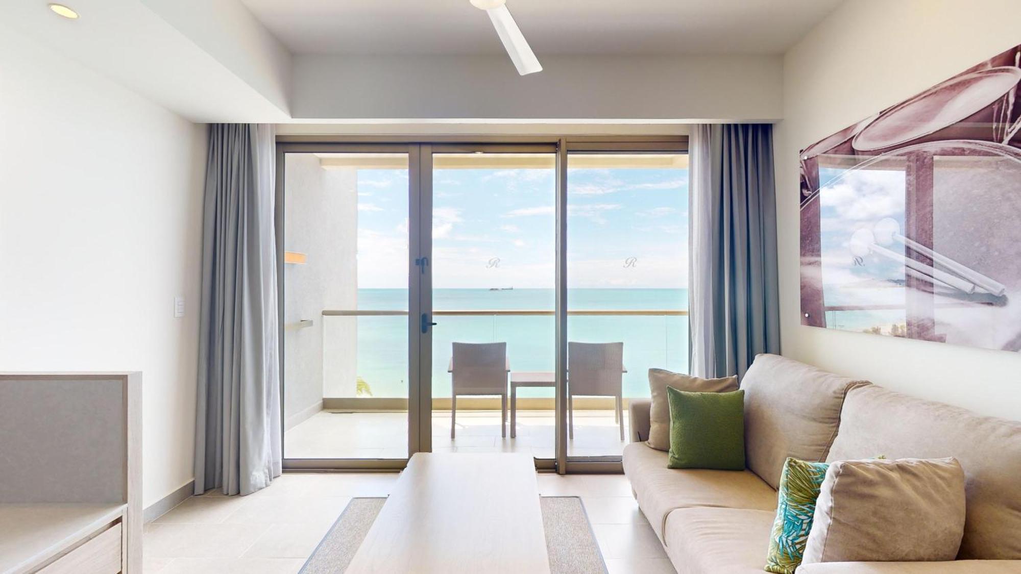 Royalton Chic Antigua, An Autograph Collection All-Inclusive Resort - Adults Only St. John's ภายนอก รูปภาพ